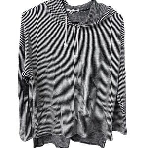 Caution To The Wind Women's Striped Pullover Size Medium Long sleeve